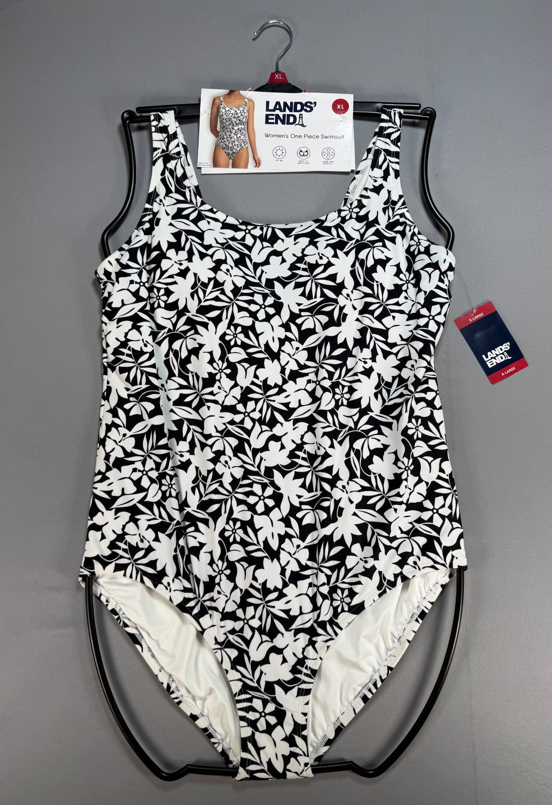 Lands' End Chlorine Resistant Soft Cup One-Piece Swimsuit Women's XL Black/White