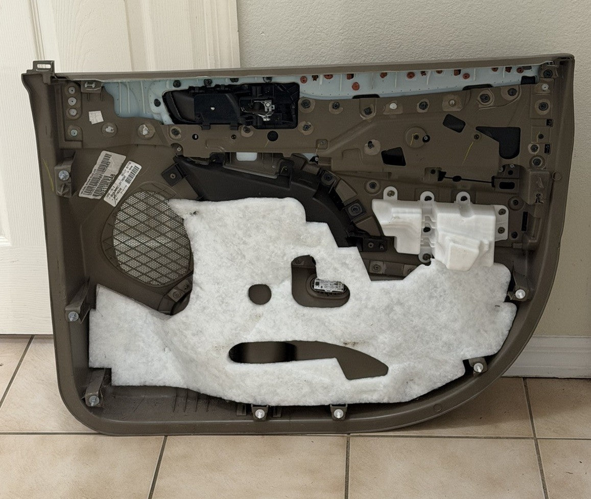 08-16 Town Country 08-20 Grand Caravan Lh Front Driver Side Door Panel Beige OEM