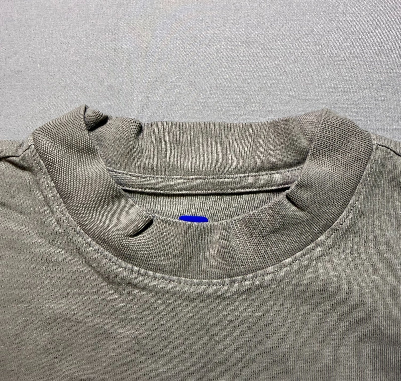 NWT YZY Gap T-Shirt Men's Medium Beige Tan Crew Neck Long Sleeve Pullover Casual