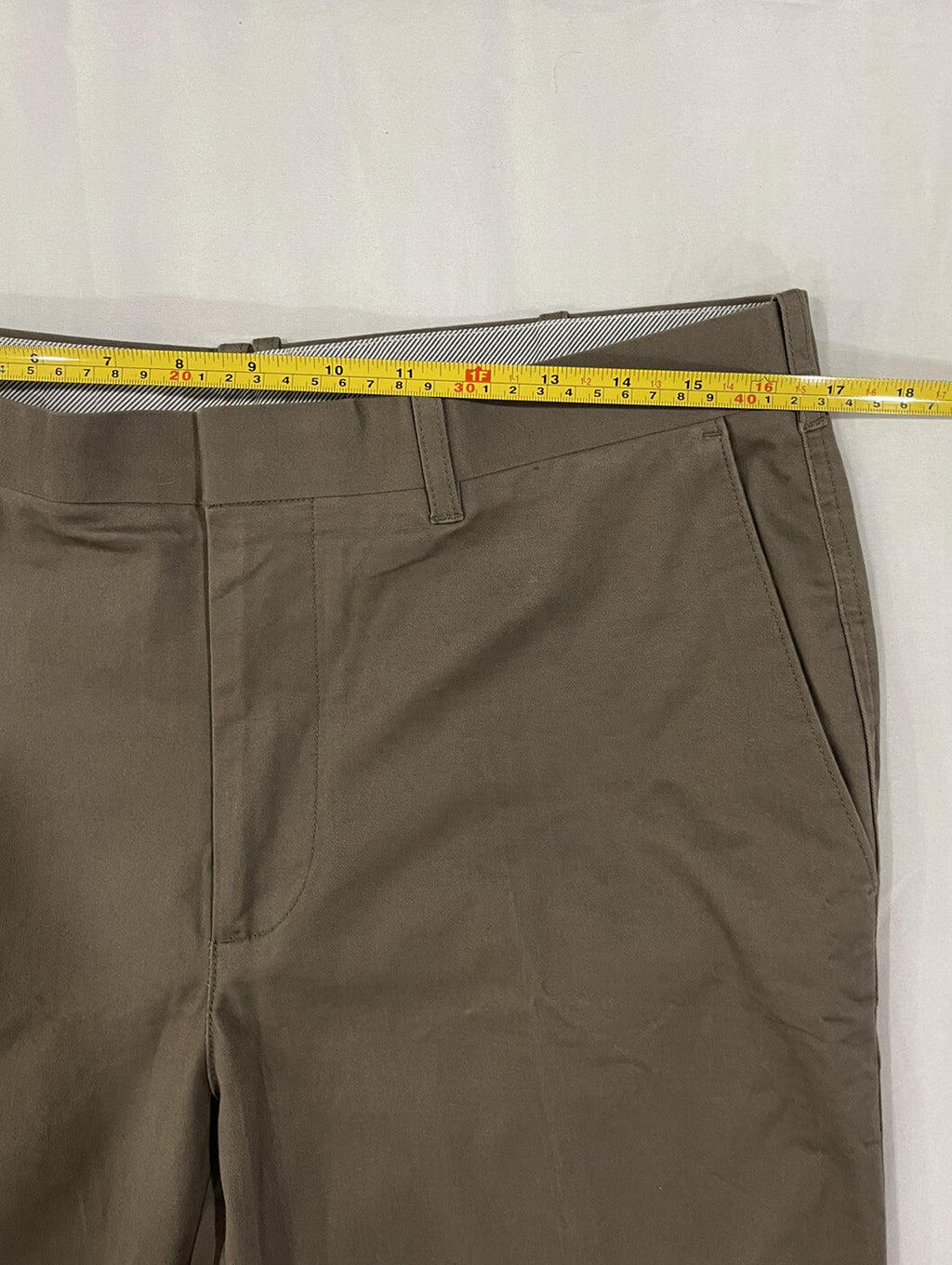 Axist Men's Straight Pleated Cuffed Leg Taupe Dress Pants Brown Size 33x32 B1