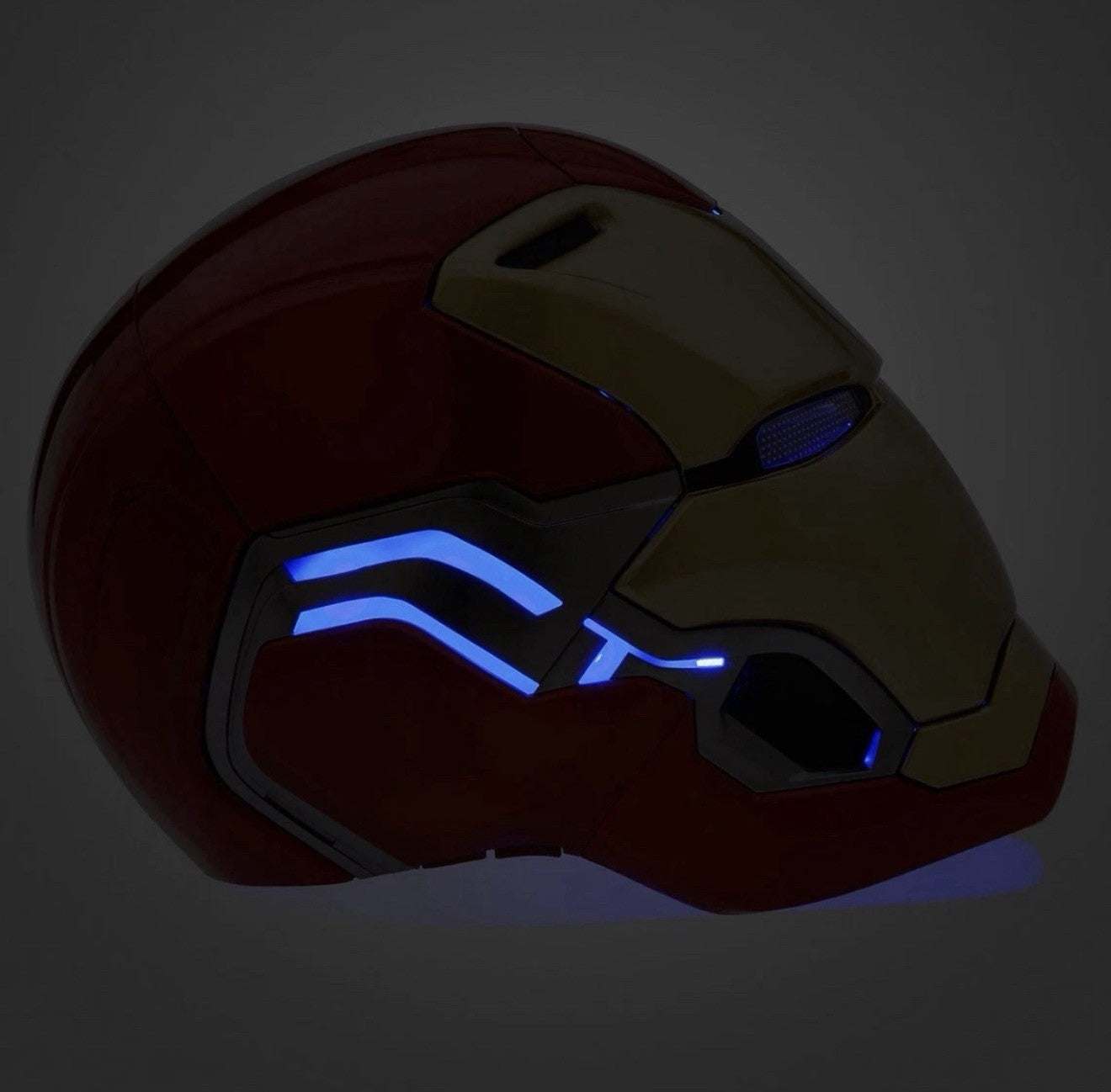 Disney Parks Marvel Iron Man Helmet Auto Open Mask LightsSounds New Sealed