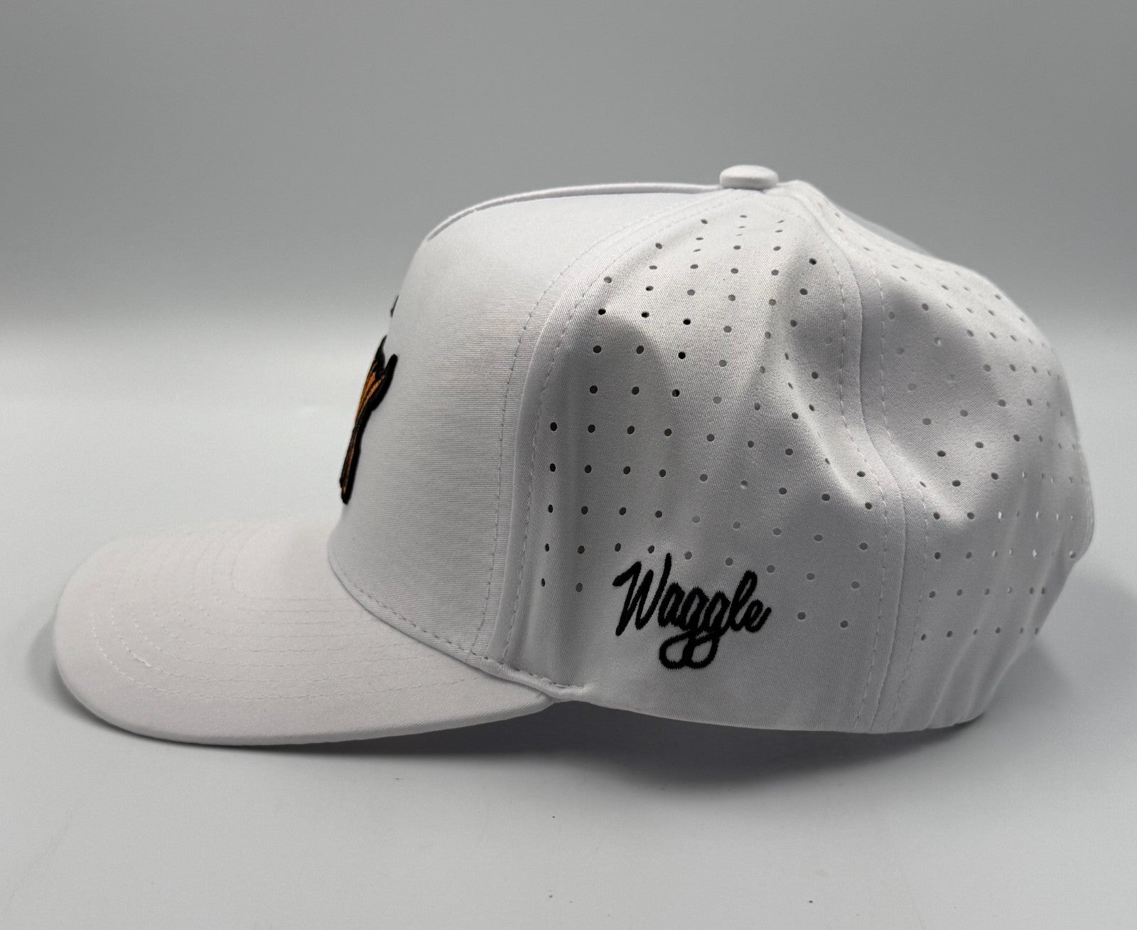 NWT Waggle Tiger Goat Golf Hat White Adjustable Performance Stripe Snapback Cap