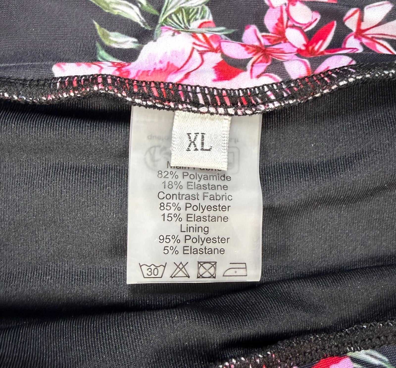 Gracyoga Two Piece Tankini V-Neck Swimsuit Women XL Black Pink Floral Skirt