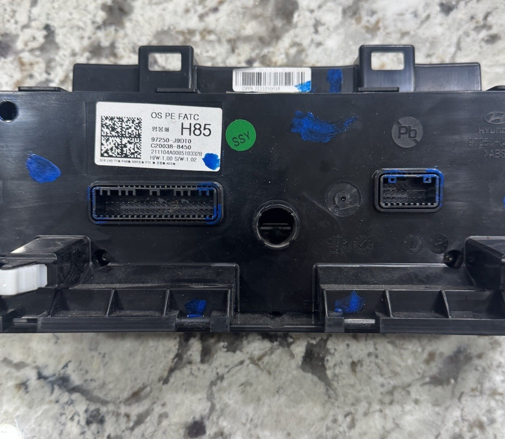 2022 2023 Hyundai Kona AC Heat Temperature Climate Control OEM 97250-J9DT0