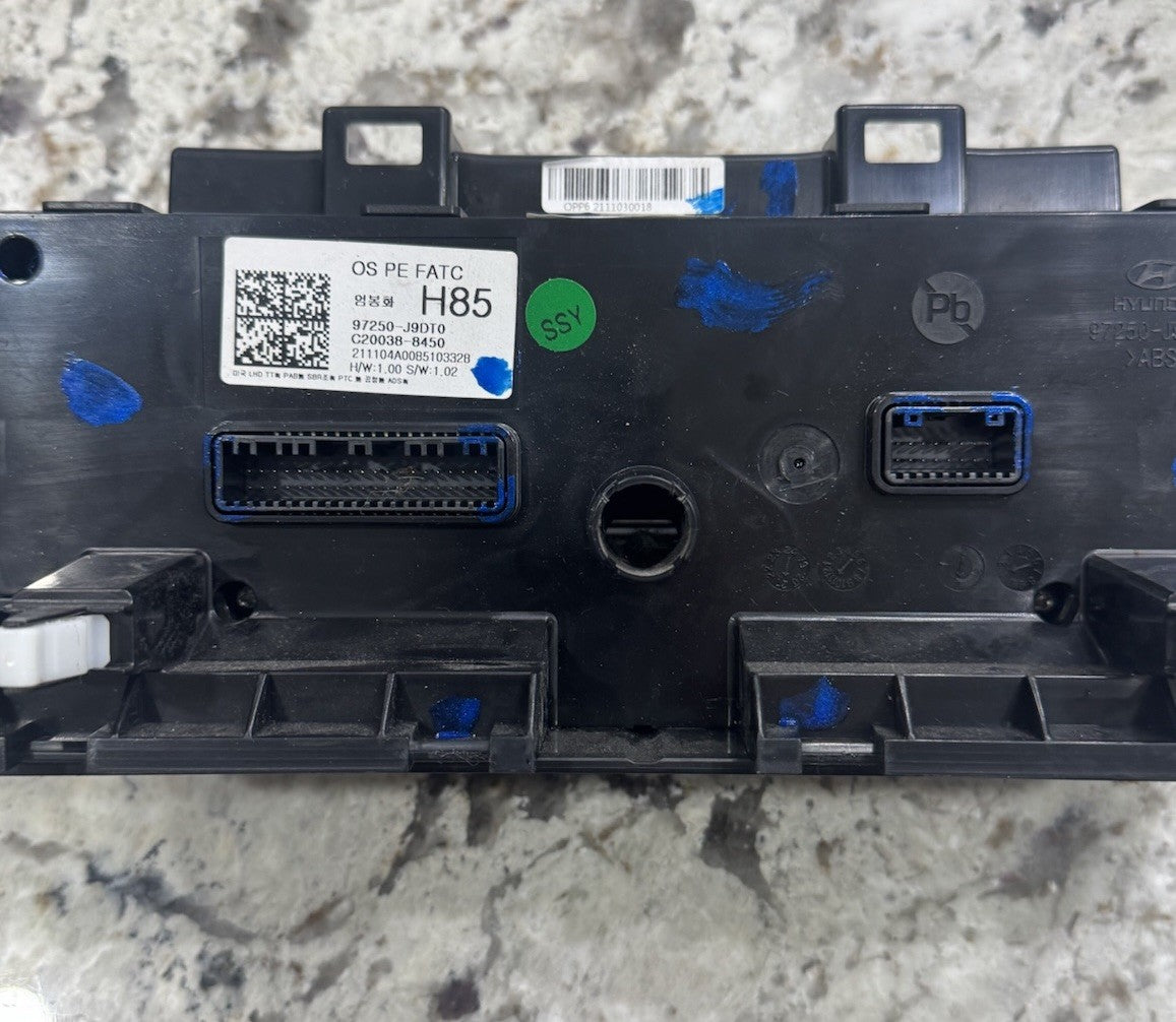 2022 2023 Hyundai Kona AC Heat Temperature Climate Control OEM 97250-J9DT0