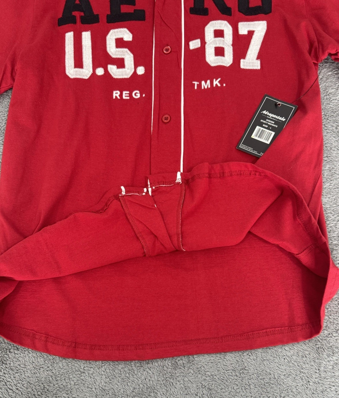 Aeropostale Button Up Baseball Sports Mens Size Large Red/ White Long Sleeve NWT