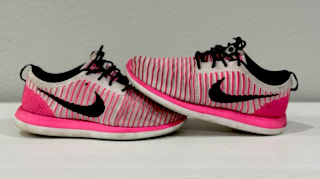 Nike Roshe Two Flyknit Pink White & Black Youth Girls Size 5