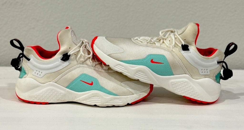 Nike Air Huarache Womens Size 8 White Lace Up Running Gym Sneakers