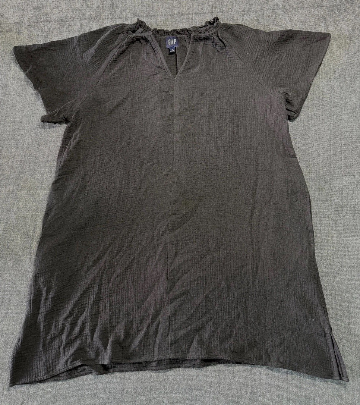 Gap Blouse Top Women's XL Black Short Sleeve V-Neck Dark Wash Casual Wear Preppy