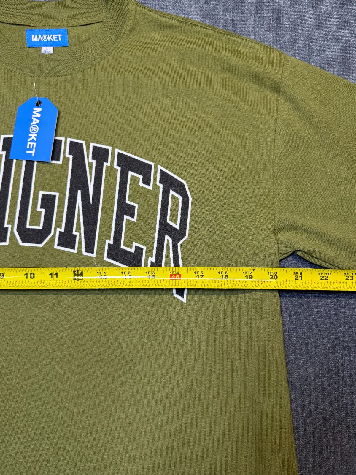 NWT Market Short Sleeve "Designer" T-Shirt Men's Large Olive Green Crew Neck
