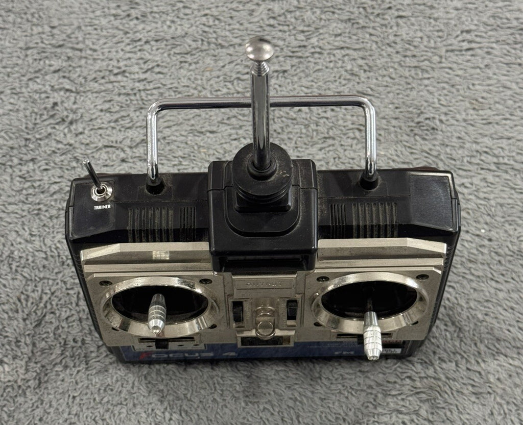 Hitec Focus 4  digital proportional radio control system (1 Radio Controller)