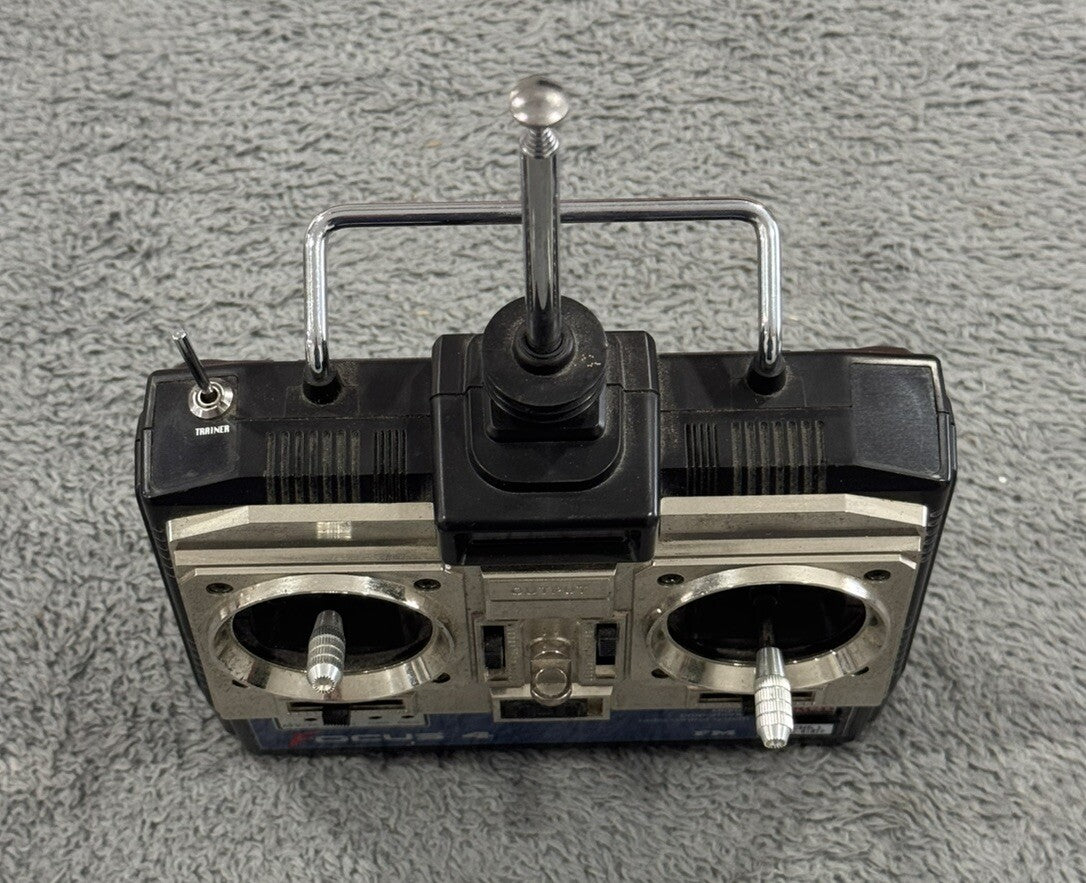 Hitec Focus 4  digital proportional radio control system (1 Radio Controller)