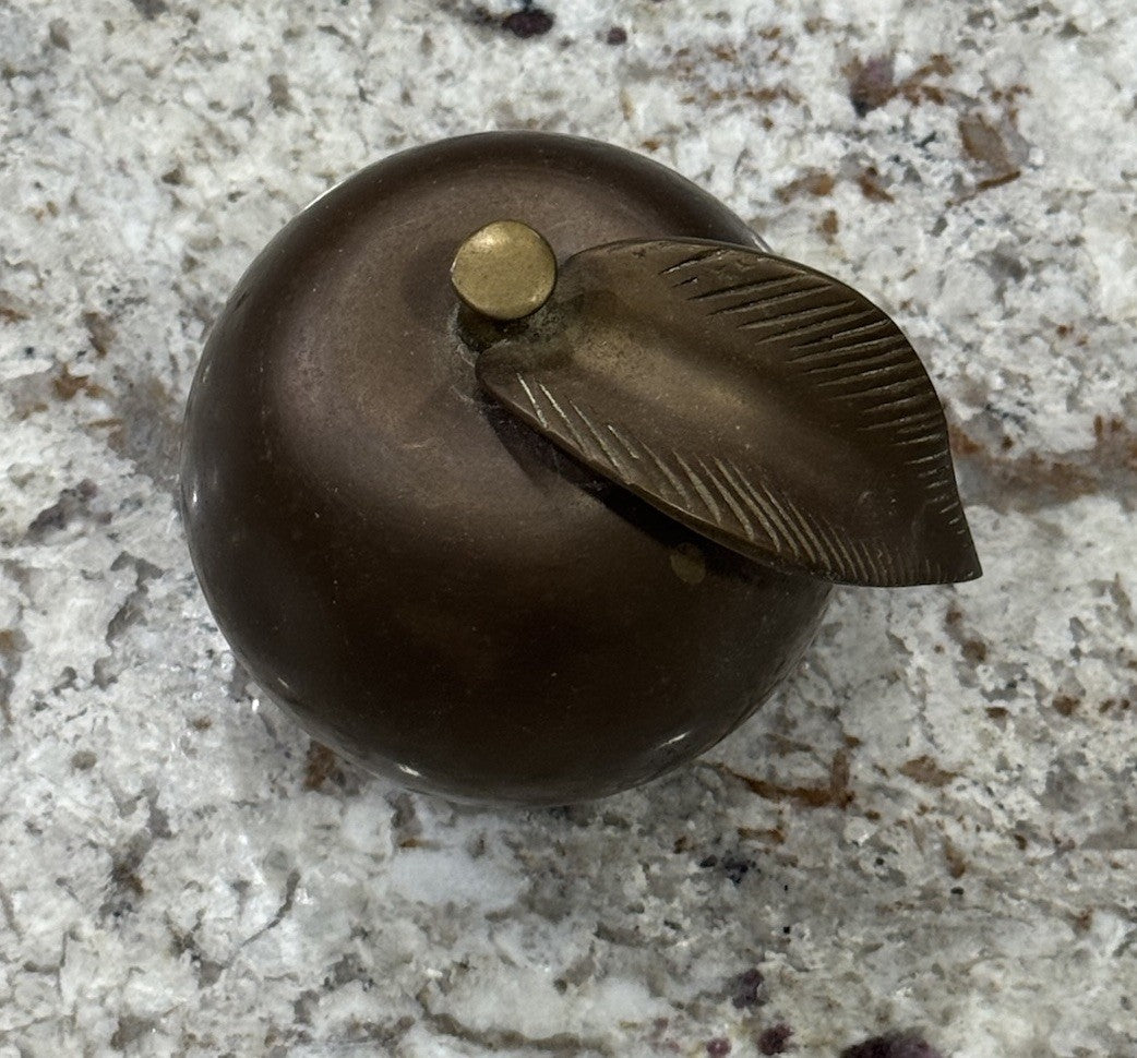 Vintage Large Solid Brass Apple Paperweight Desktop Rare