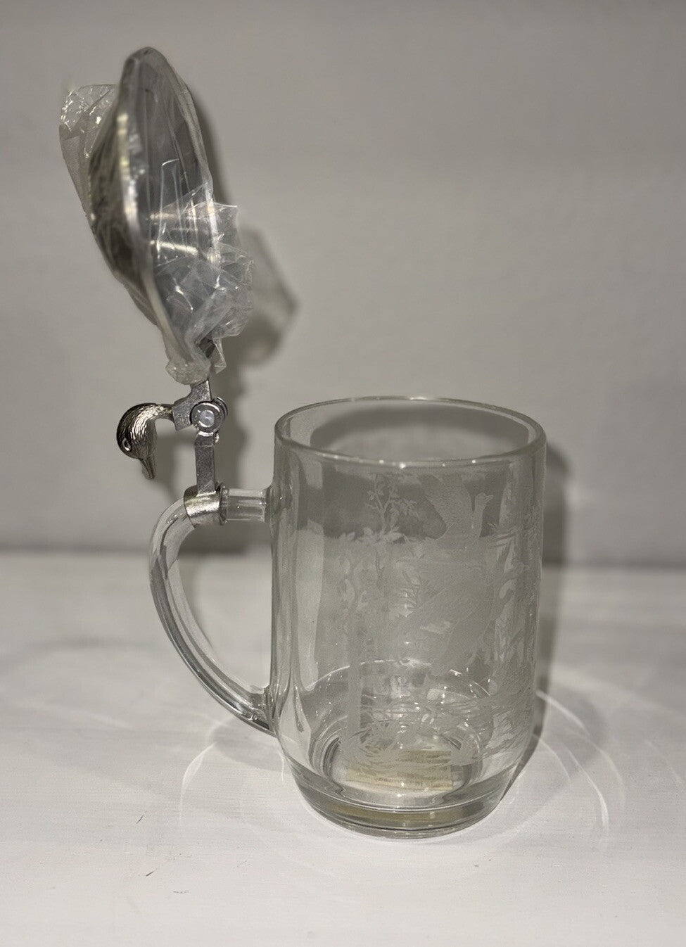 DUCKS NEW GLASS BEER STEIN ETCHED DUCKS FOREST SCENE PEWTER LID ALWE GERMANY