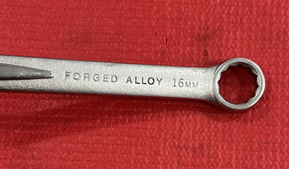 Vintage Easco Tools 63-616  16 mm Combination Wrench Made In USA NEW