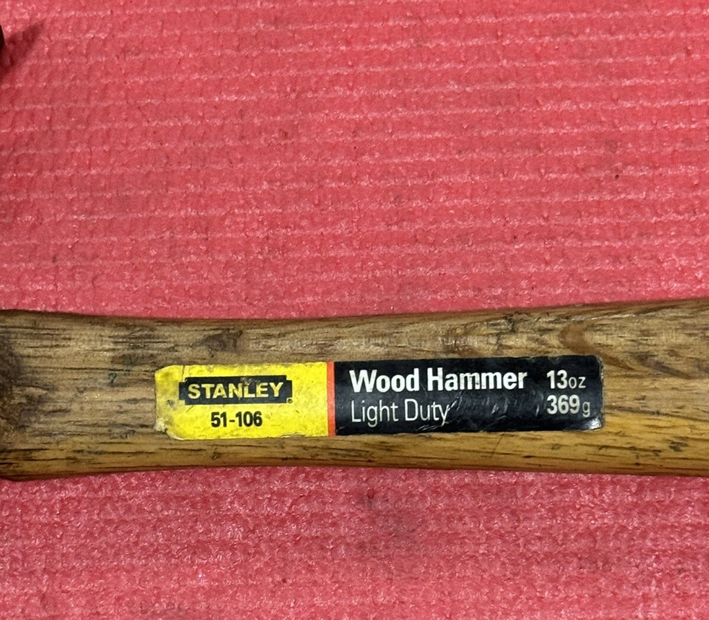 Stanley 51-106 Wood Hammer Light Duty 13oz / 369g - Claw Hammer
