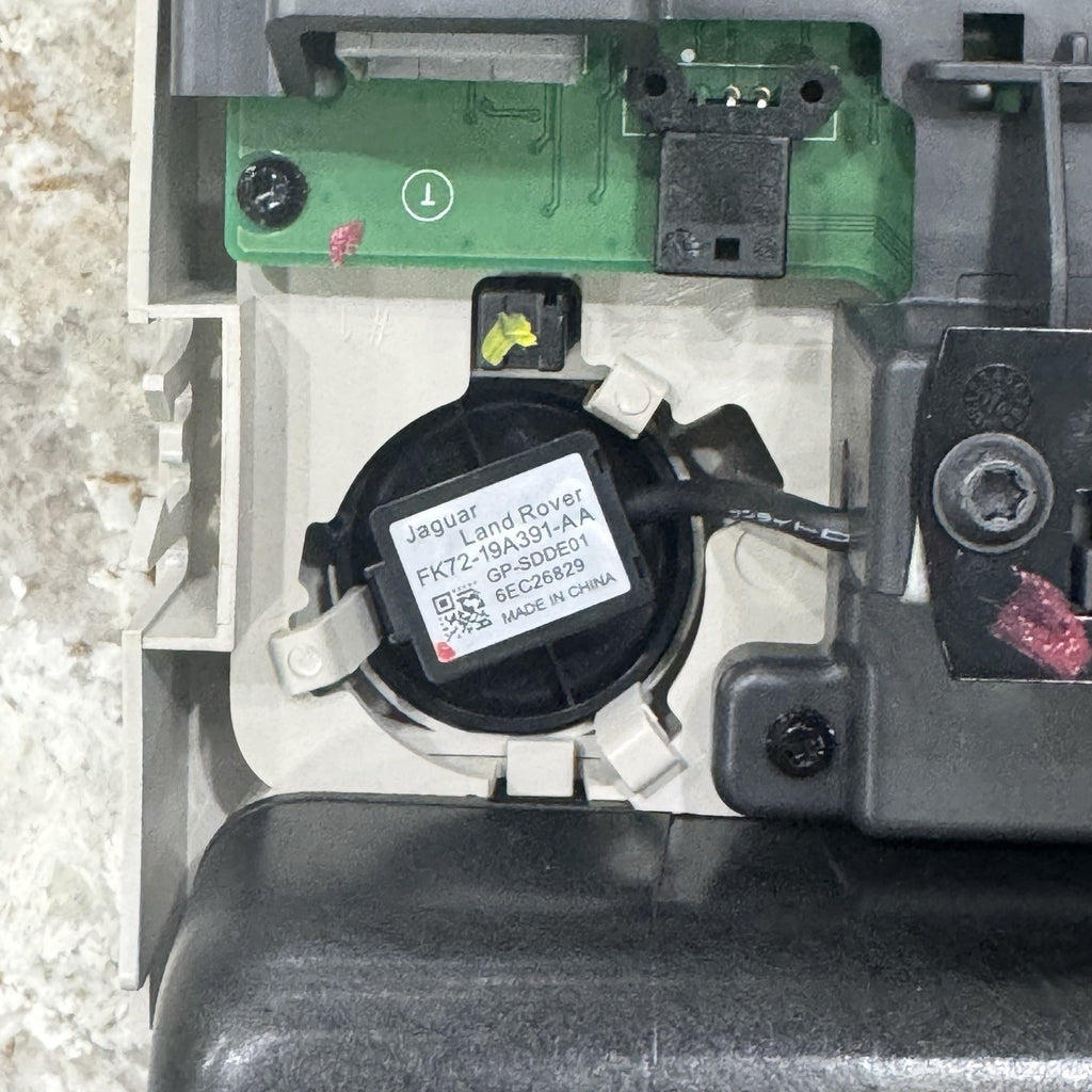 2017-2019 Jaguar XE XF Overhead Dome Map Light Assembly Sunroof Switch OEM