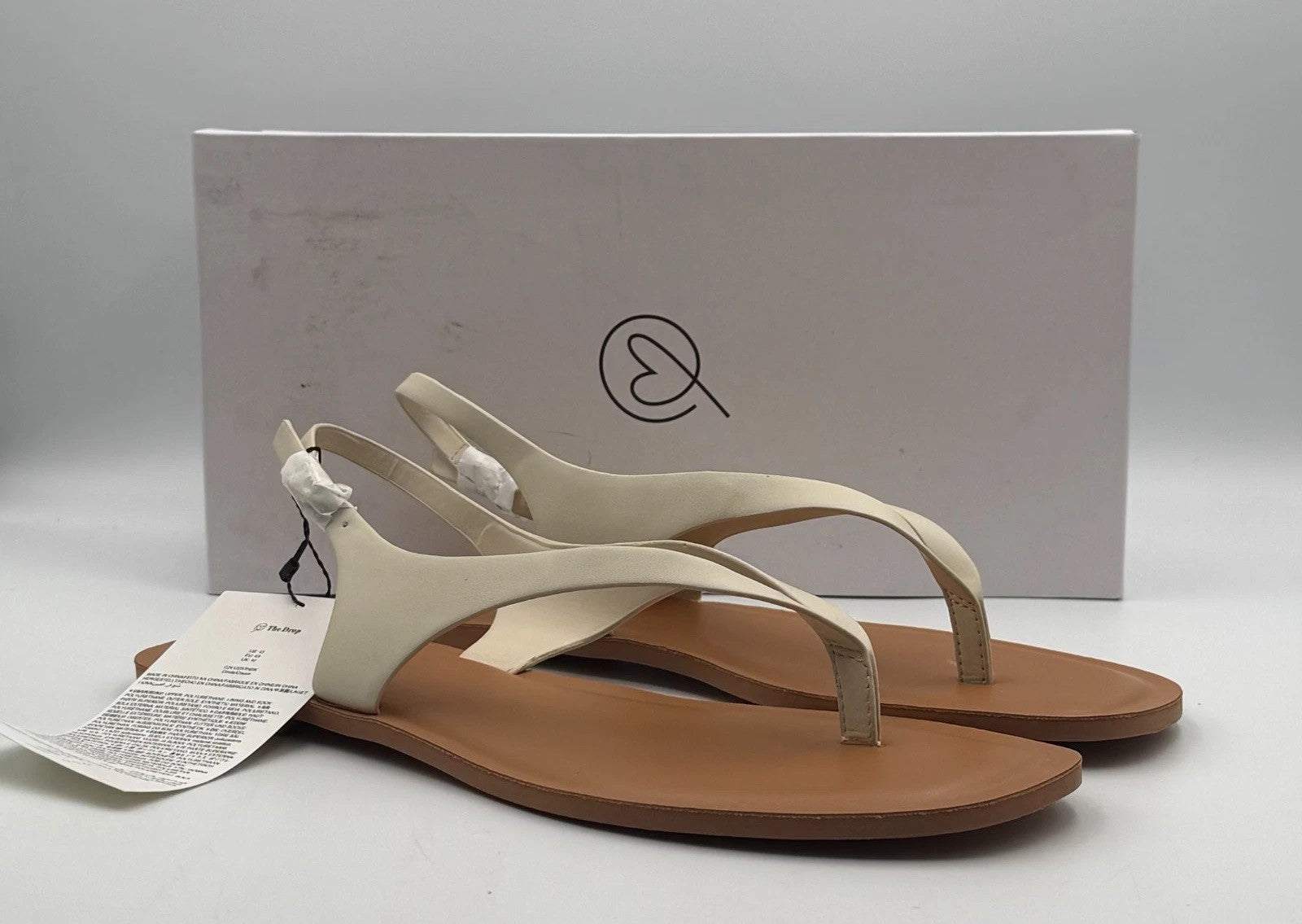 New The Drop Slingback Cinda Thong Sandals Women's 12 Cream Leather Flat Buckle