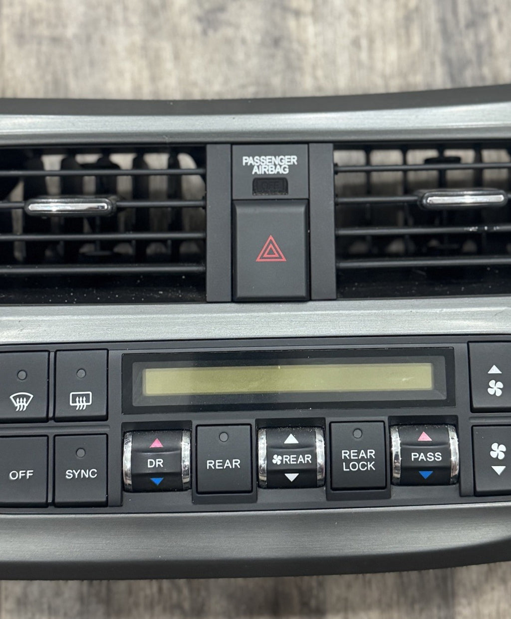 2005 2006 2007 2008 2009 Honda Odyssey Dash Bezel AC Climate Control Panel OEM