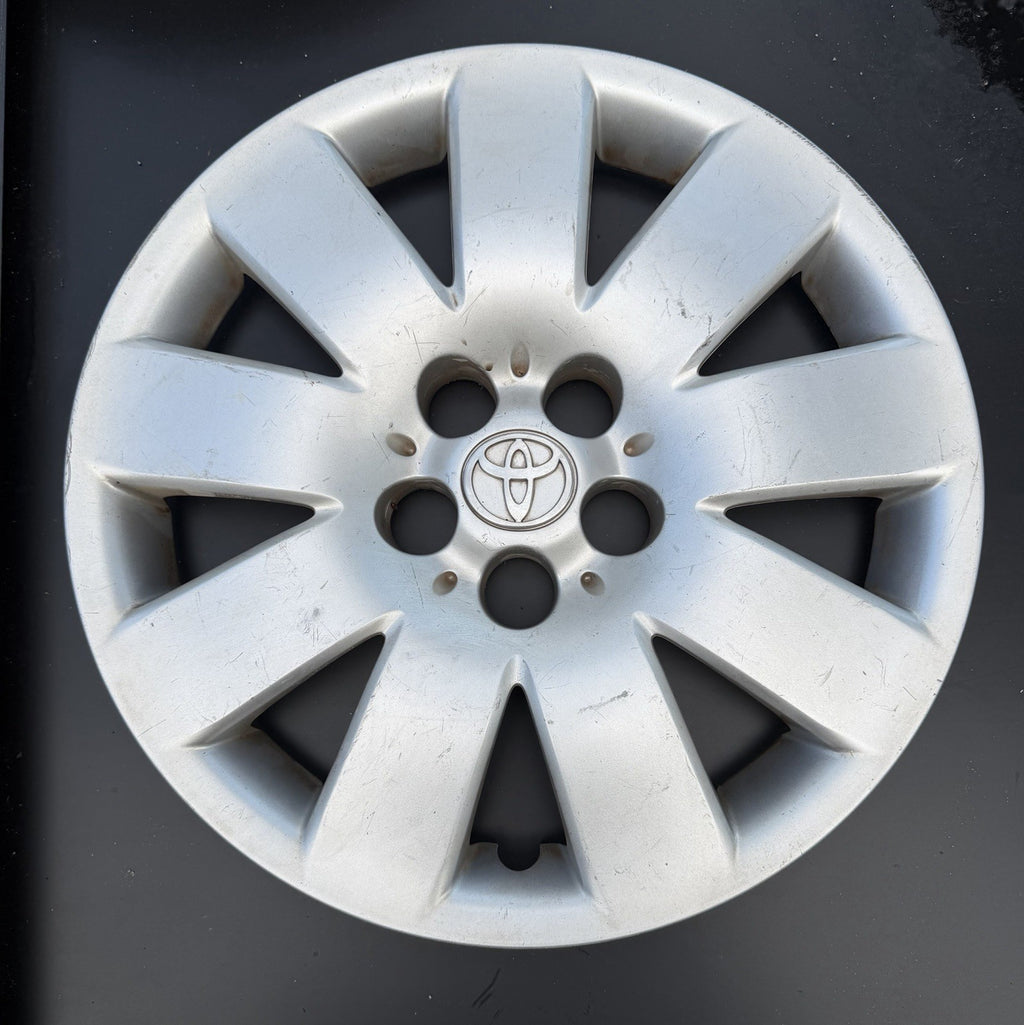 2003 2004 Toyota Corolla Hubcap Hub Cap Wheel Cover 42621-AB060-A OEM Genuine
