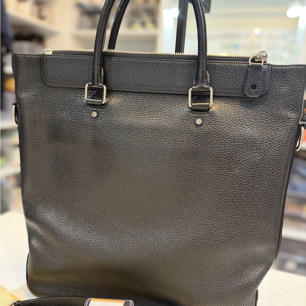 Louis Vuitton M94476 Greenwich Tote Bag in black Taurillon leather