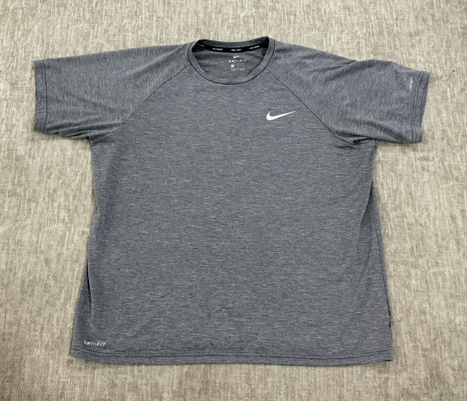 Nike Swim XL Men’s Dri-Fit Gray T-Shirt UPF 40+ Short Sleeve