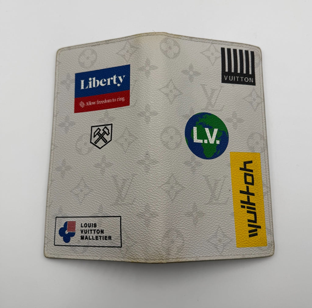 Louis Vuitton Brazza Wallet Men's Limited Edition Logo Story Monogram Canvas