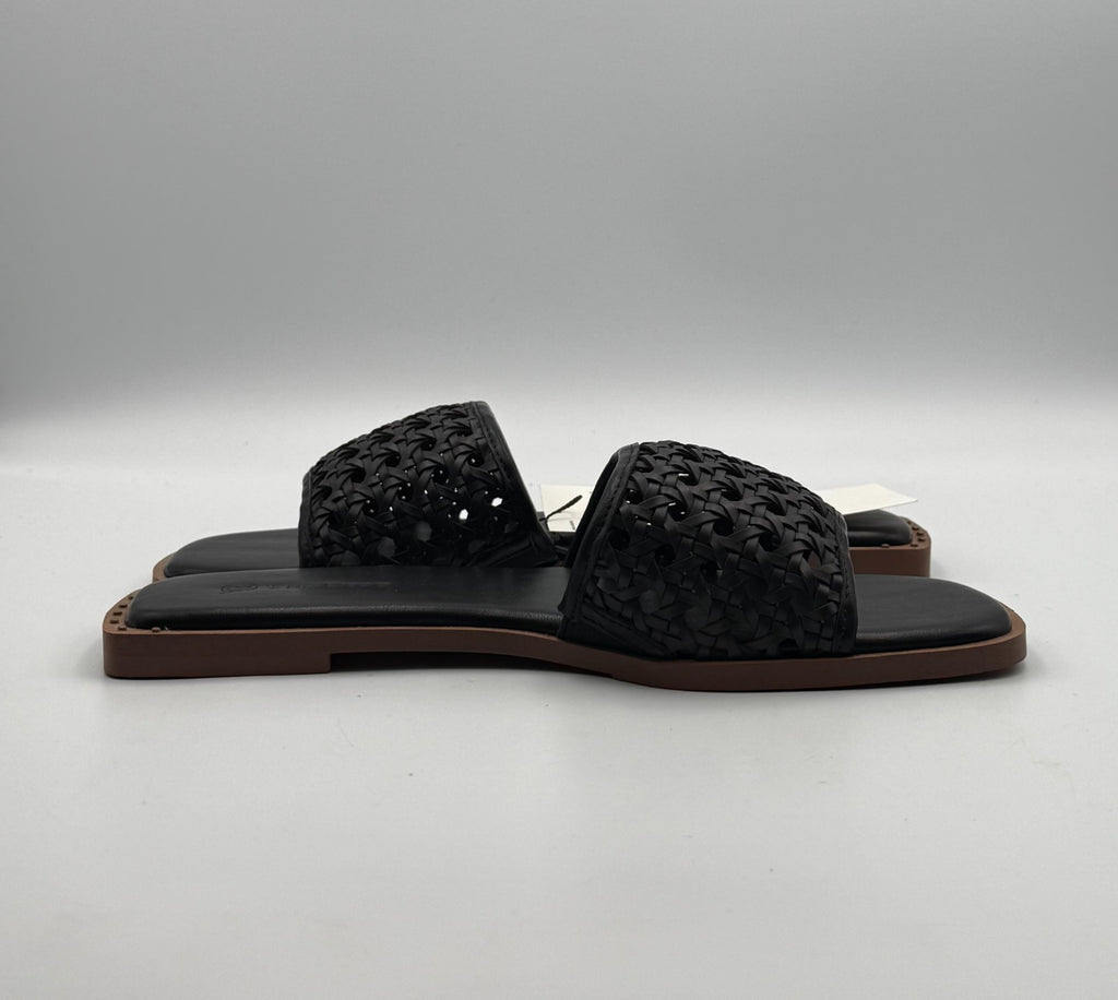 New The Drop Oslo One Band Sandals Women's 9 Black Leather Slip-On Flat Beach