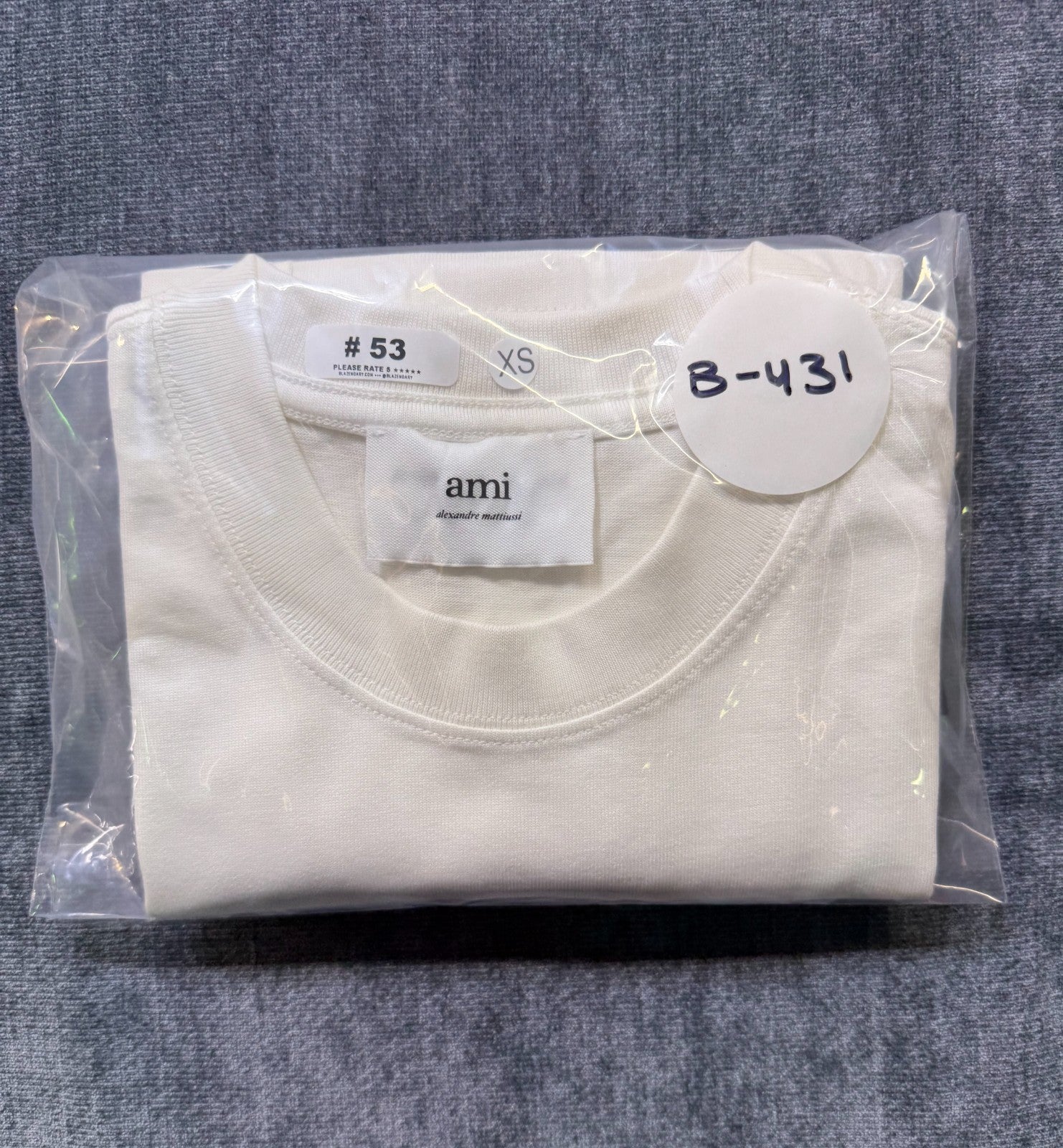 NWT Ami T-Shirt Men's X-Small White Short Sleeve Crew Neck Pullover Lightweight