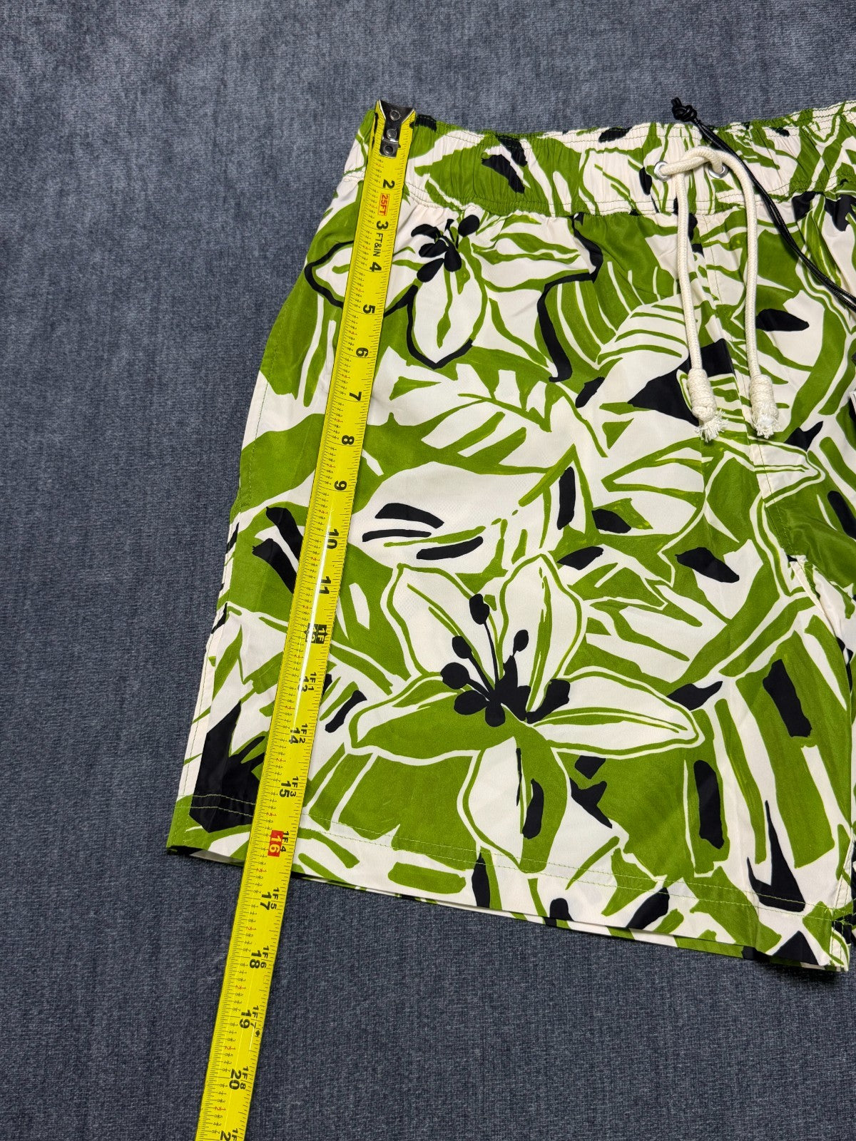 NWT Palm Angels Macro Hibiscus Swim Shorts Men Large Green/White 100% Polyester