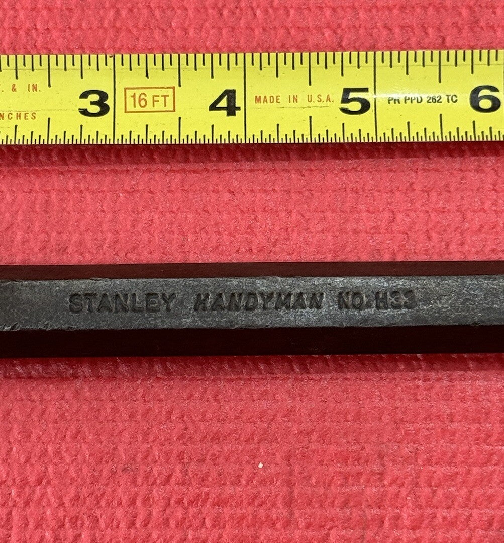 Vintage Stanley Handyman H33 Nail Puller PryBar Carpenter Metal Hand Tool USA