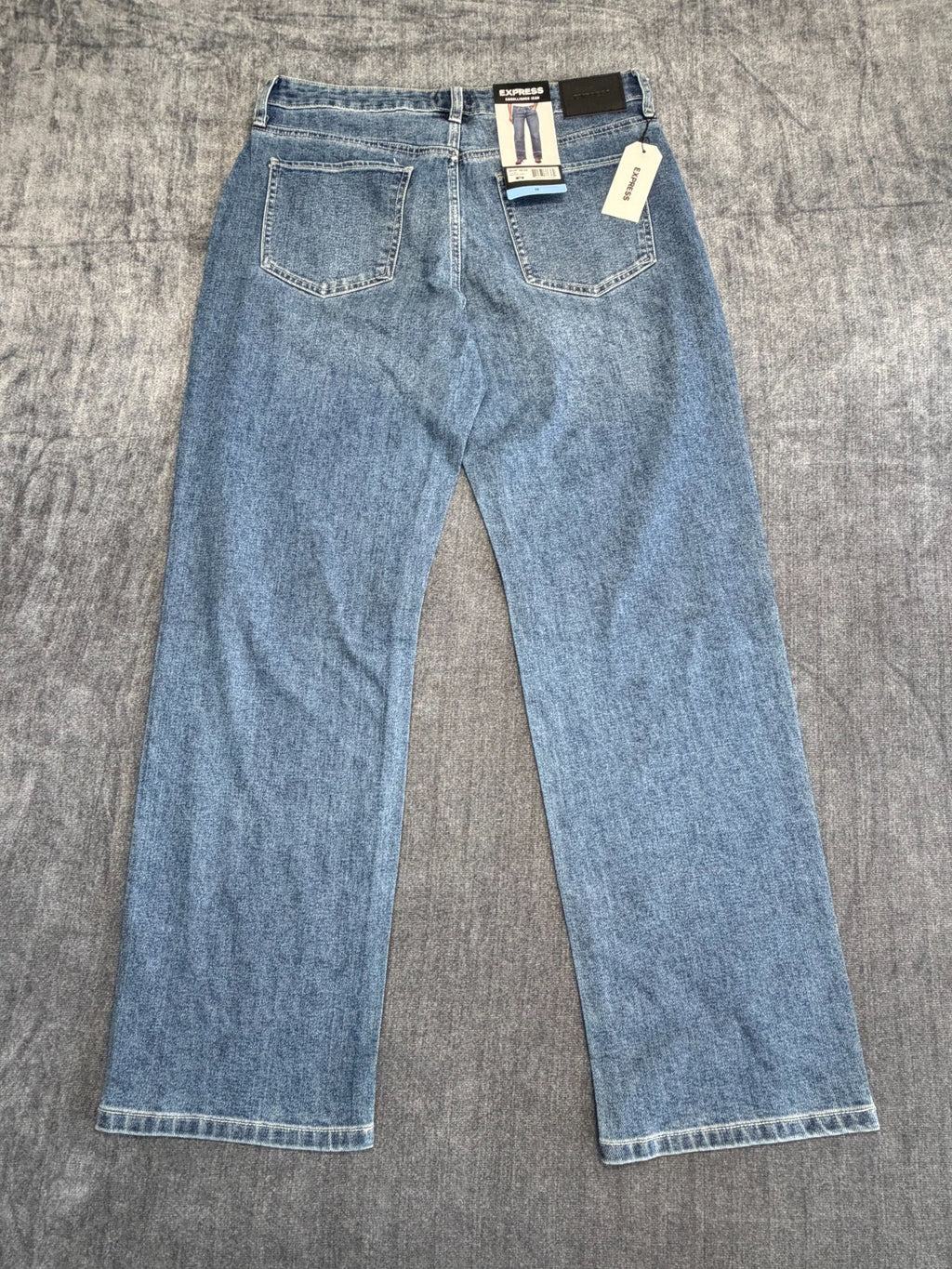 NWT Express Embellished Jeans Women's 10 Blue Denim Straight-Leg Casual 5-Pocket