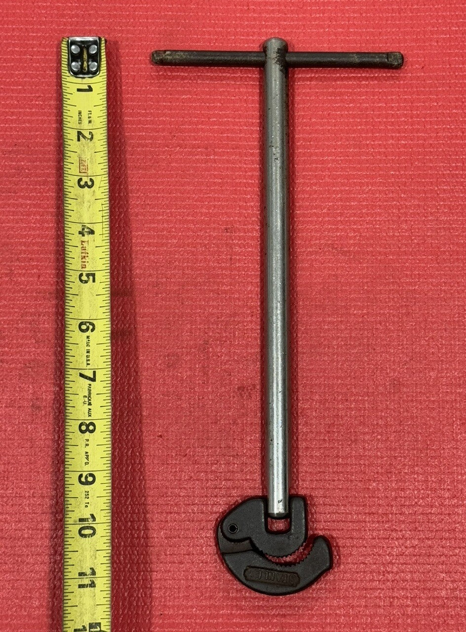 Vintage Stanley 11” Plumbers Plumbing Drain Wrench Basin Sink Swivel Head