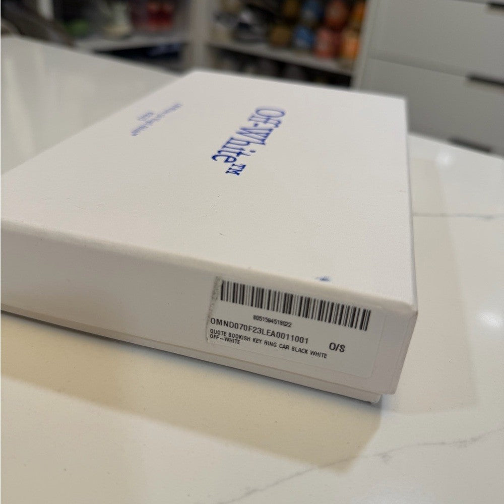 Off-White Black Card Holder with Chain