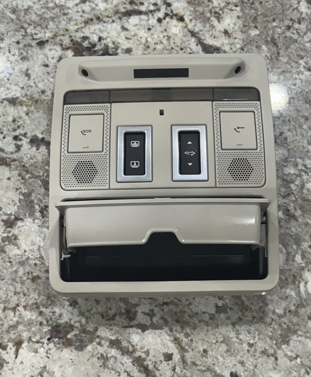 2017-2019 Jaguar XE XF Overhead Dome Map Light Assembly Sunroof Switch OEM