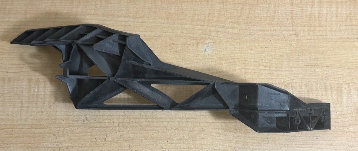 11-16 Town & Country ,Grand Caravan , Front Left Driver Side Fender Bracket OEM