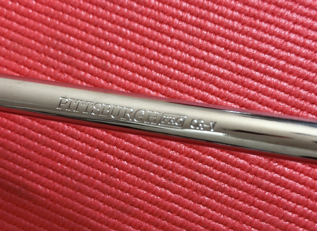 Pittsburgh Pro NEW 1/2 in. Drive 18 in. Ratcheting Breaker Bar 71407