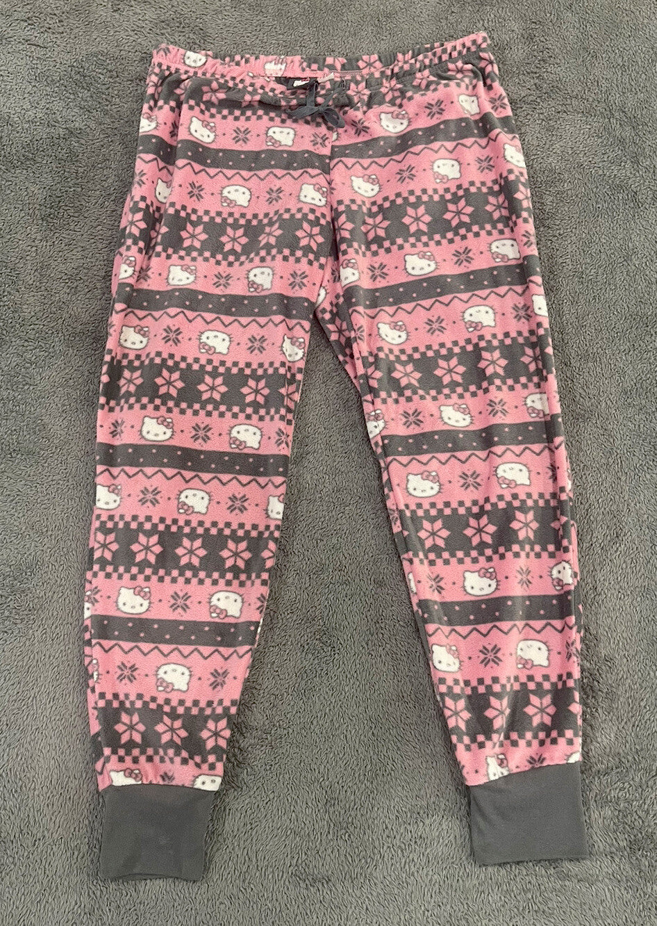Hello Kitty by Sanrio Pink Comfy Pajama set size XL teen kids