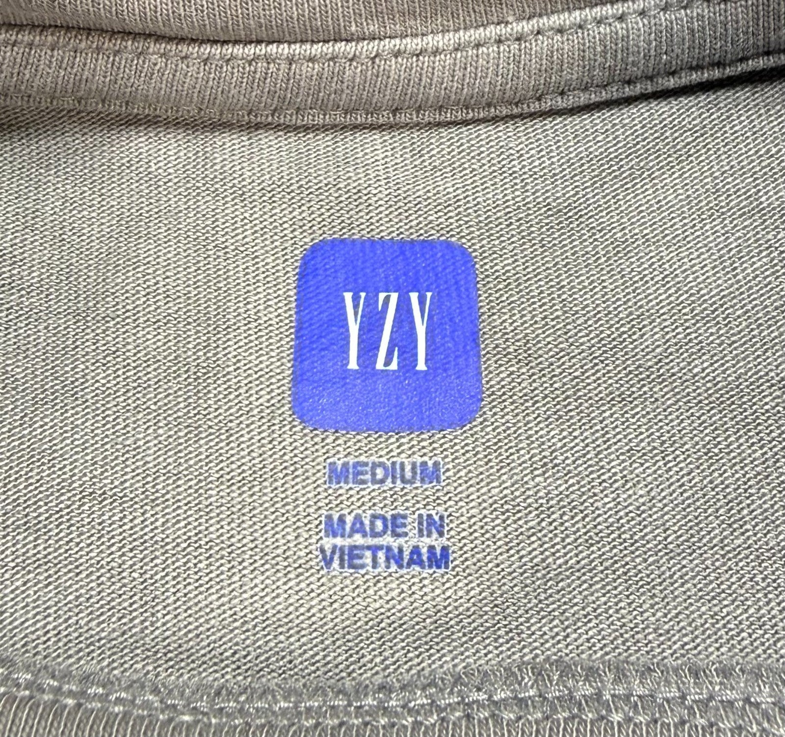 Yeezy YZY Gap Long Sleeve Shirt Men's Medium Gray Crew Neck Streetwear Modern