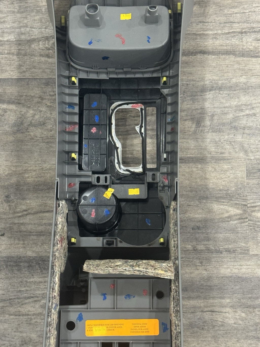 2005-09 TOYOTA TACOMA OEM FLOOR CENTER CONSOLE ASSEMBLY W/ TRIM LID GRAY GENUINE