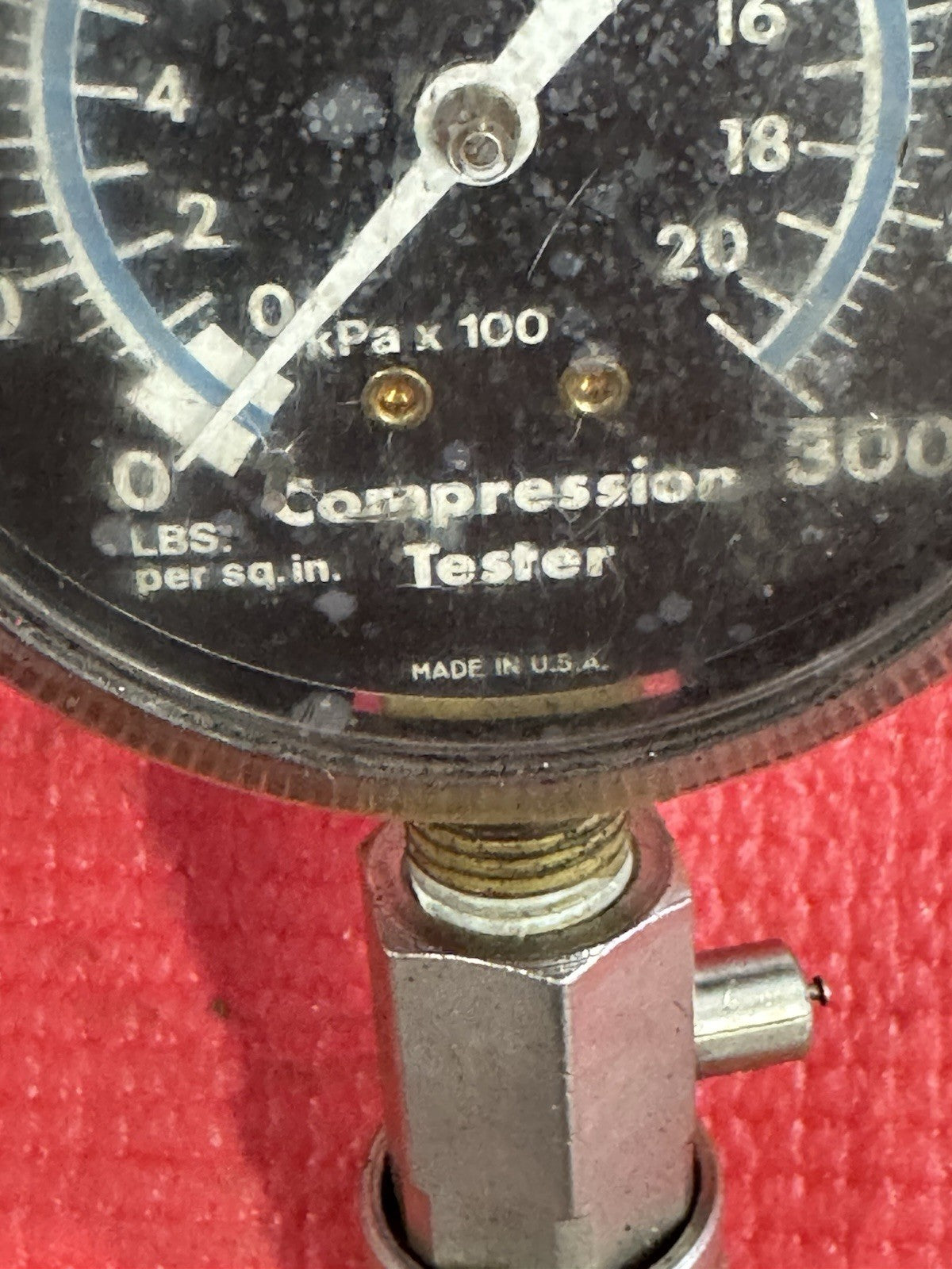 Compression Tester, USA TOOL , KPA X ~  0 - 300 PSI  UNBRANDED MADE IN USA
