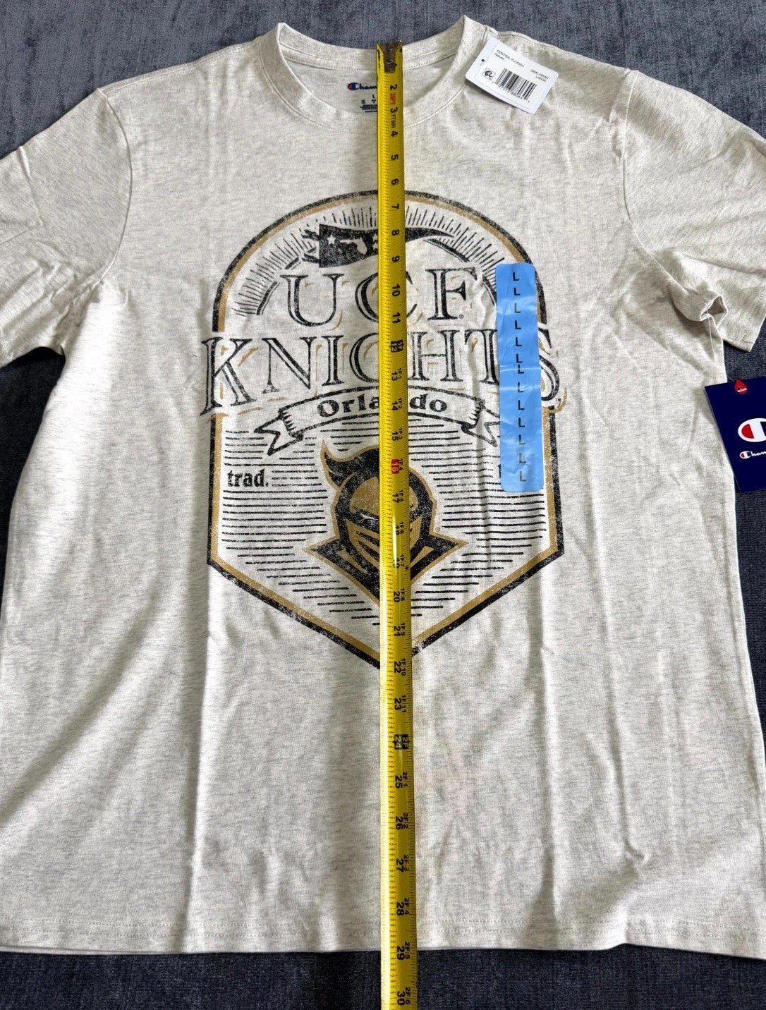 NWT Champion UCF Knight T-Shirt Men's Large Gray Crew-Neck Short Sleeve Pullover