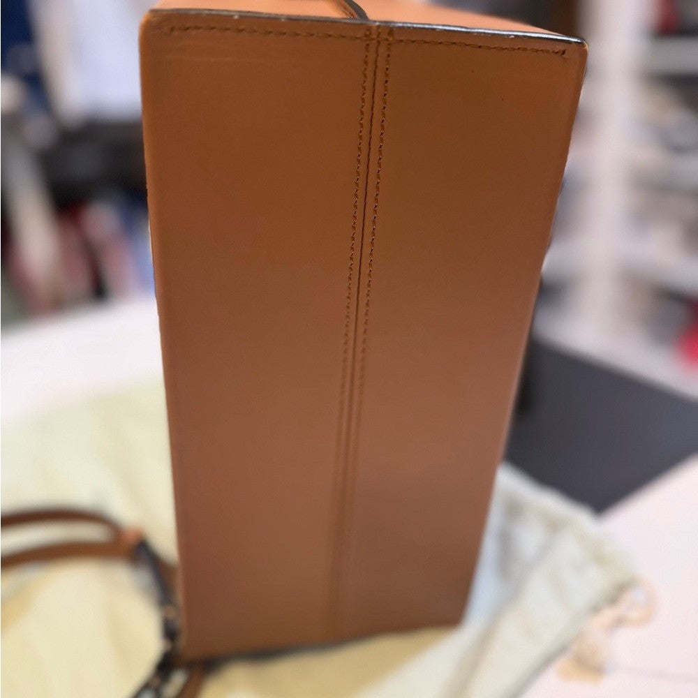 Off-White Brown Leather BOX Bag - Unique!
