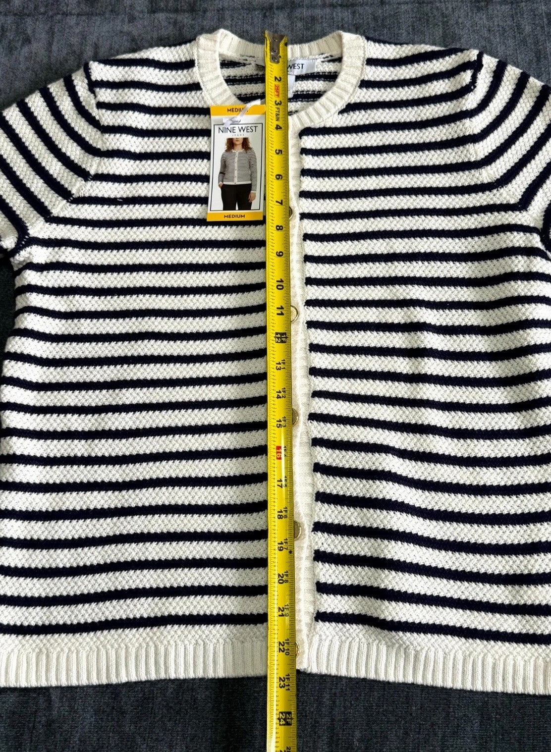 NWT Nine West Cropped Cardigan Sweater Women's Medium White Navy Striped Classic