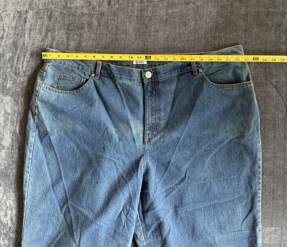 Basic Editions Classic Fit Woman 26W S Denim Blue medium Jeans NWT