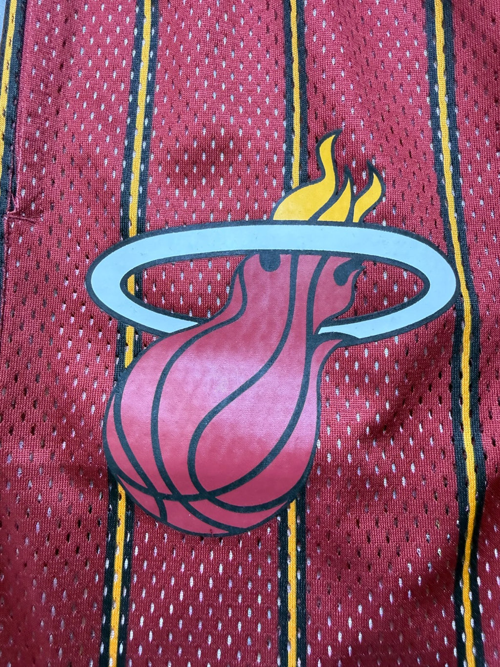 NWT Era X NBA Eric Emanuel Miami Heat Men’s Shorts Medium Red Striped Basketball
