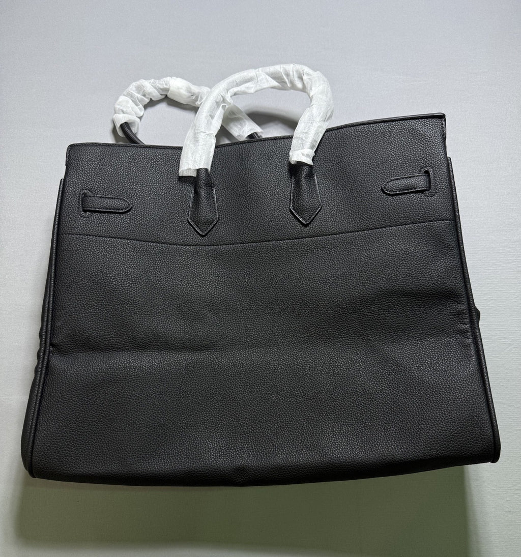 Luxe Weekender Bag Leather Cargo Bag Black Women's NEW