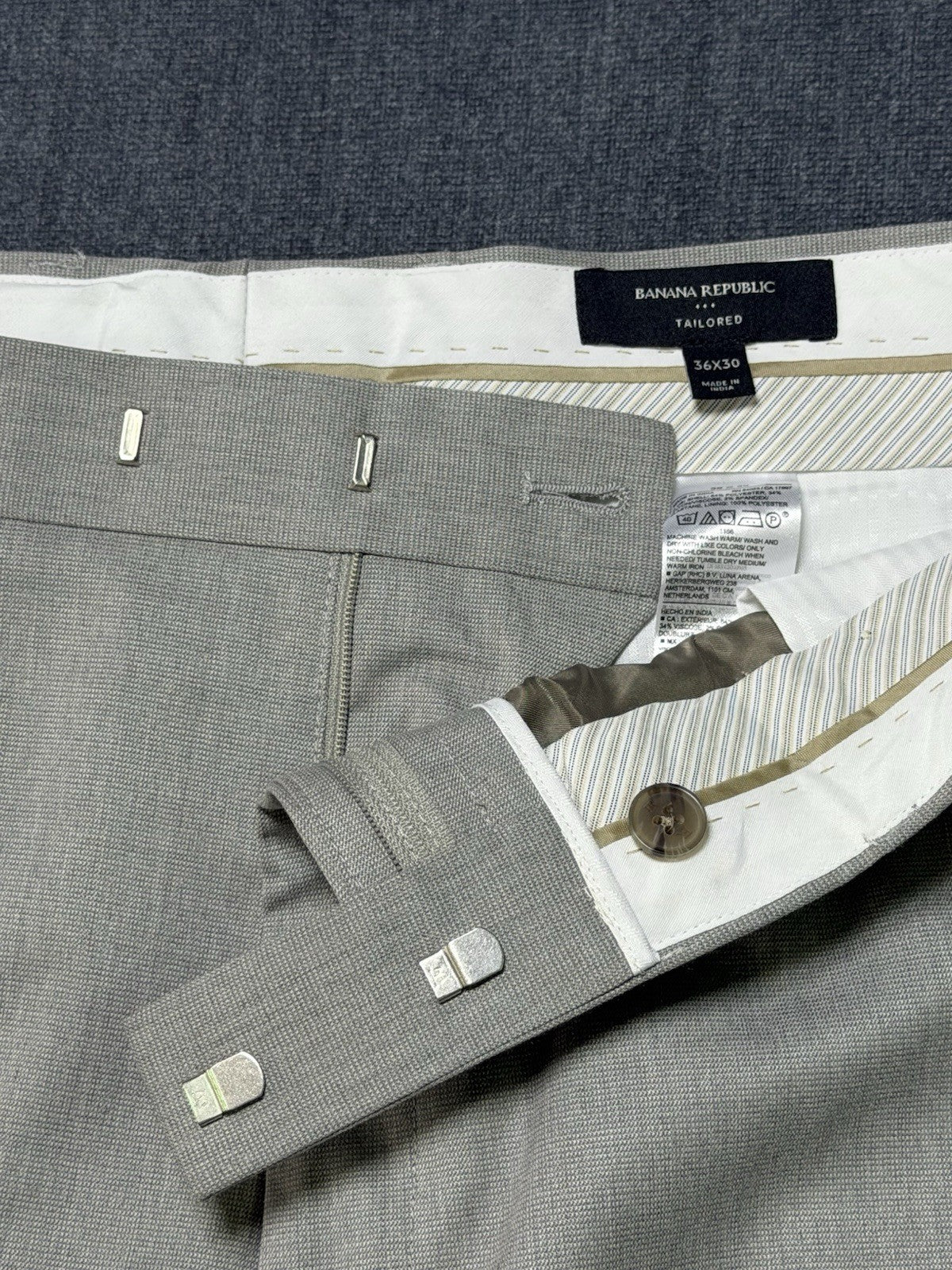 NWT Banana Republic Tailored-Fit Textured Suit Jacket Men's 46 Gray Notch-Lapel