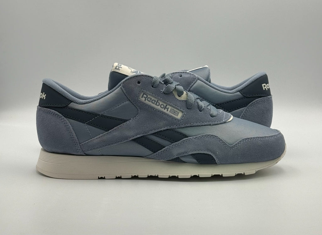 Reebok Classic Nylon Sneakers Mens 9.5 Blue Suede Lace Up Low Top Athletic Shoes