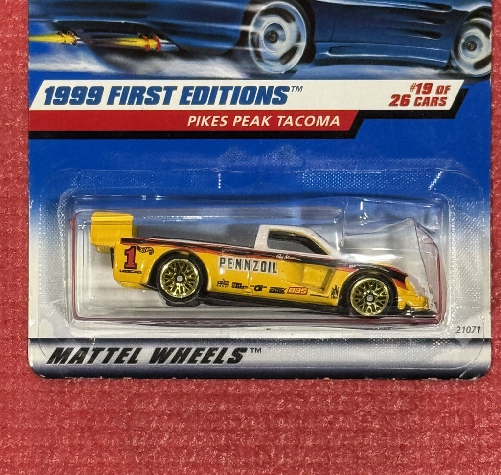 NEW 1999 Hot Wheels First Editions 19/26 Pikes Peak Tacoma #924